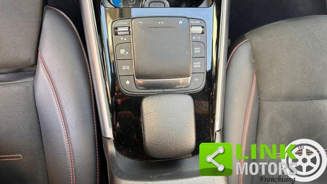 MERCEDES-BENZ GLA 200 d Automatic 4Matic Premium AMG