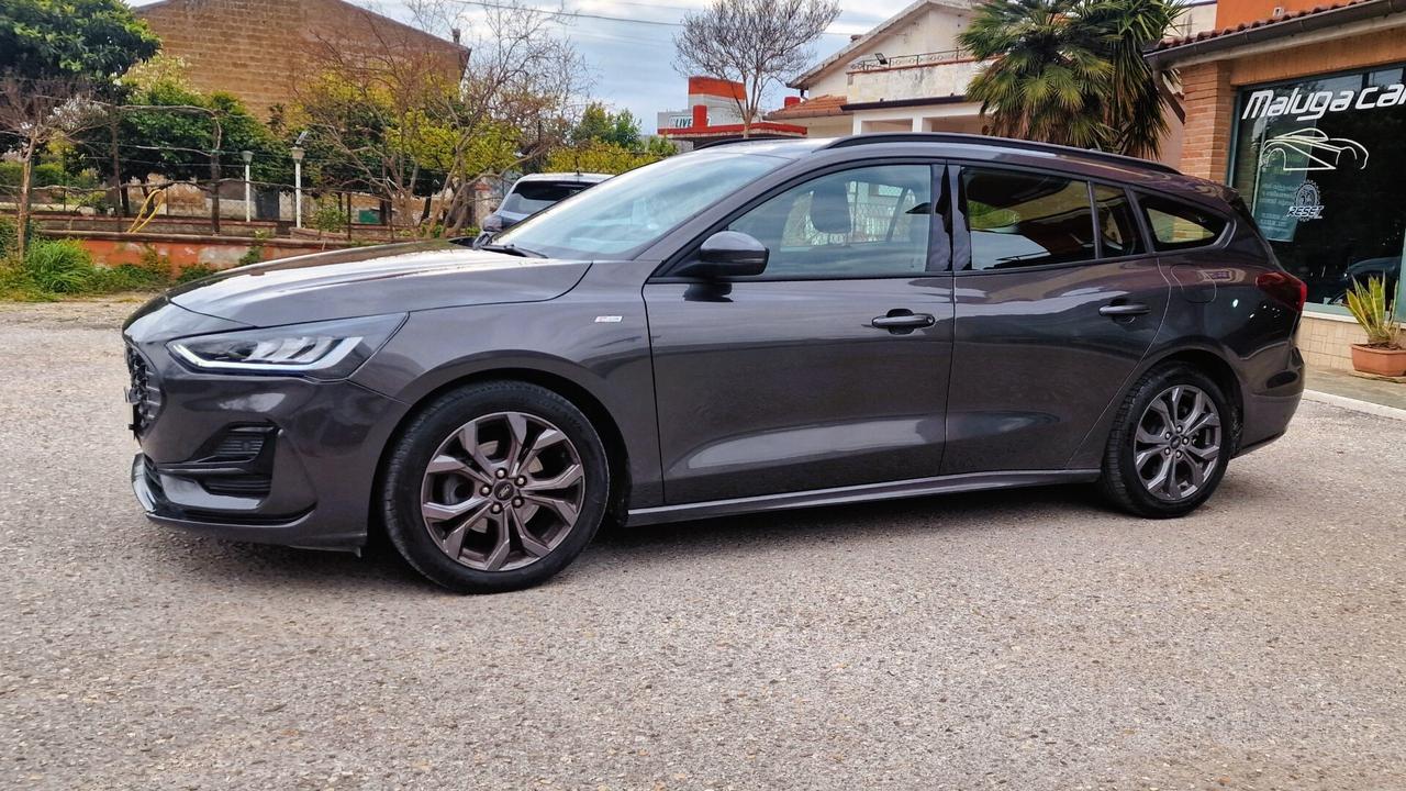 Ford Focus 1.0 EcoBoost Hybrid 125CV Powershift SW ST-Line Design