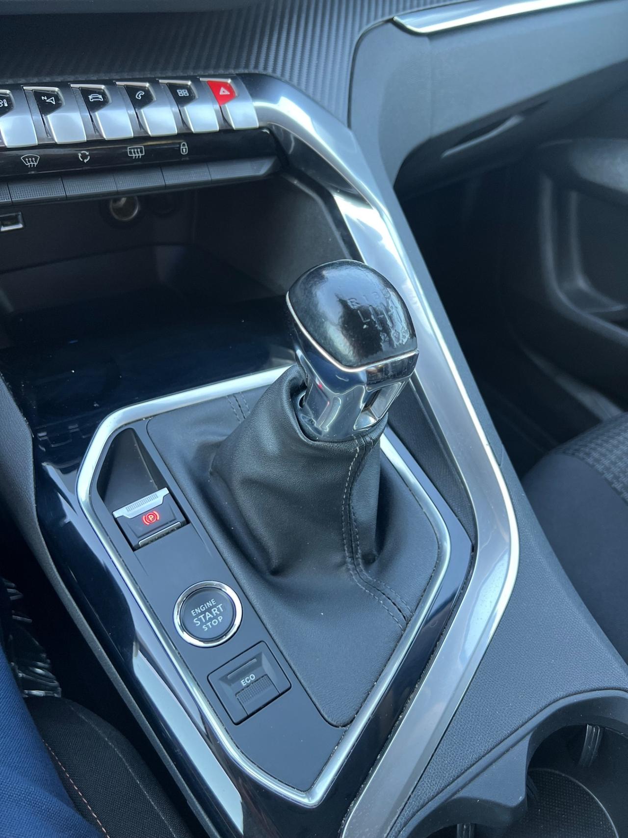Peugeot 3008 1.5 BlueHDi 130cv 2022