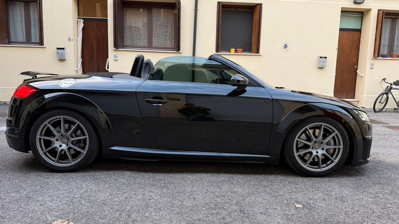 Audi TT Roadster 45 TFSI quattro S tronic