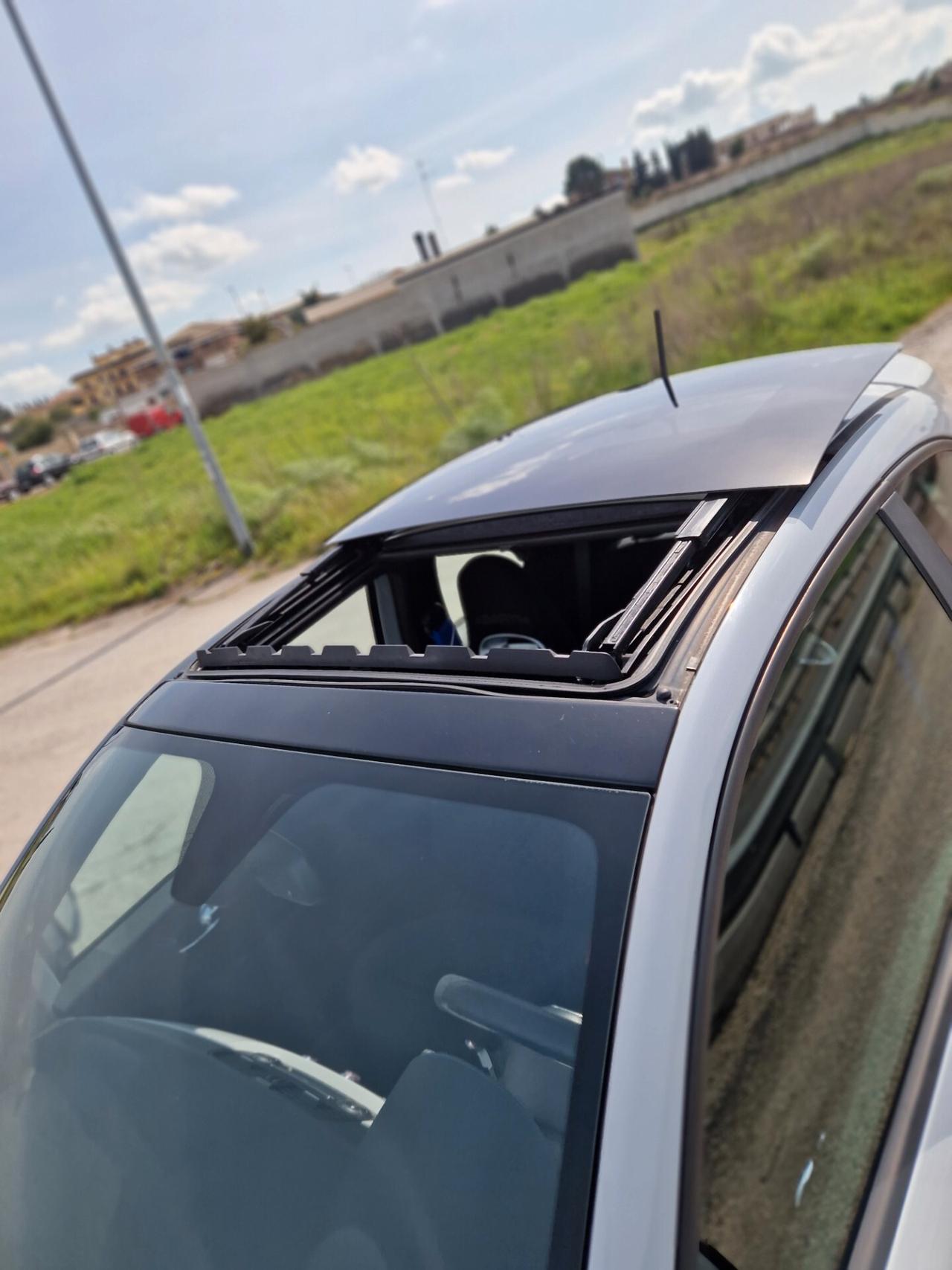 Abarth 500 1.4 Turbo T-Jet MTA Custom