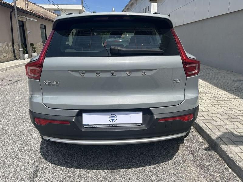 Volvo XC40 T2 automatico Essential