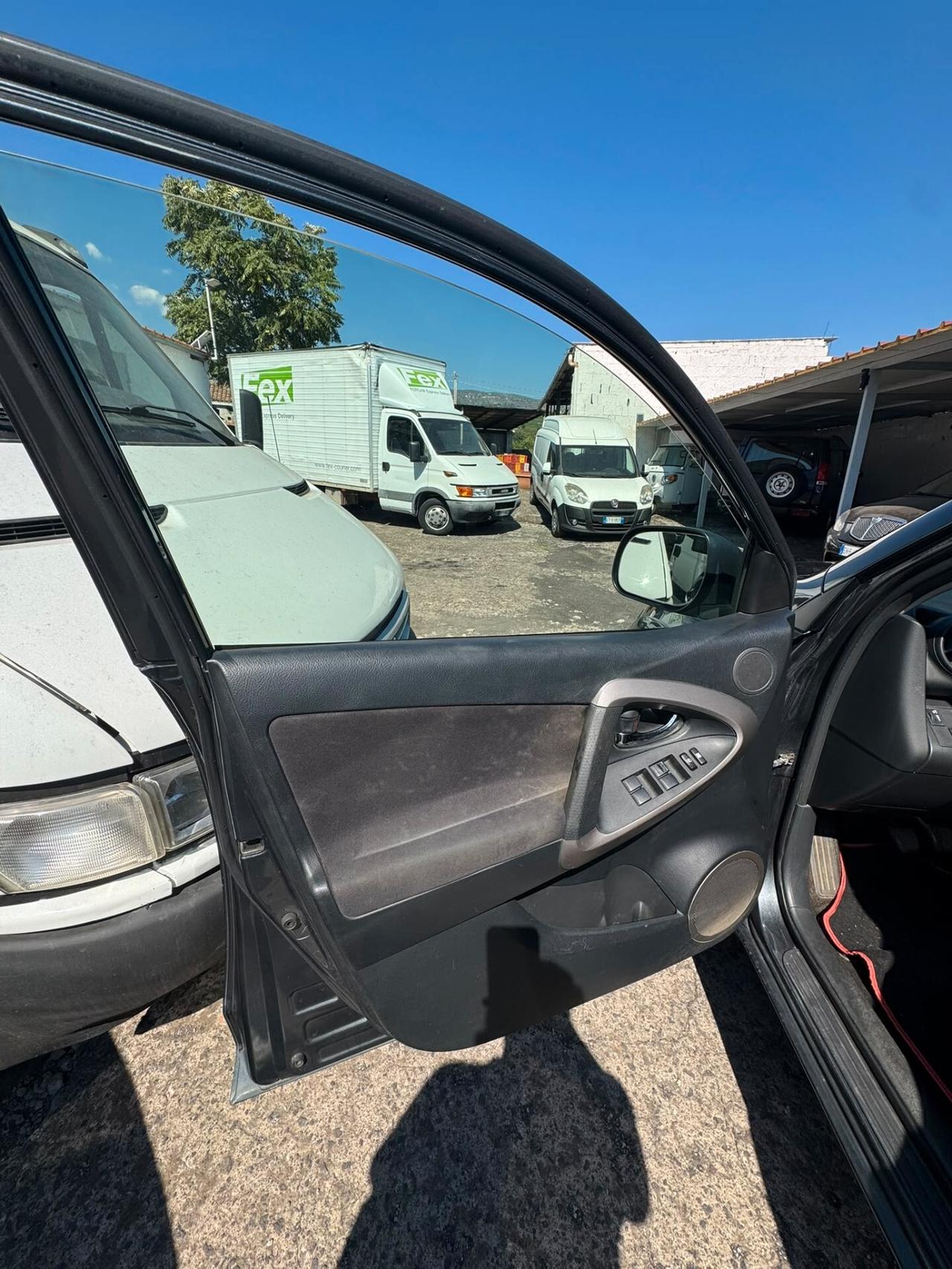 Toyota RAV 4 RAV4 2.2 D-4D 177 CV Luxury