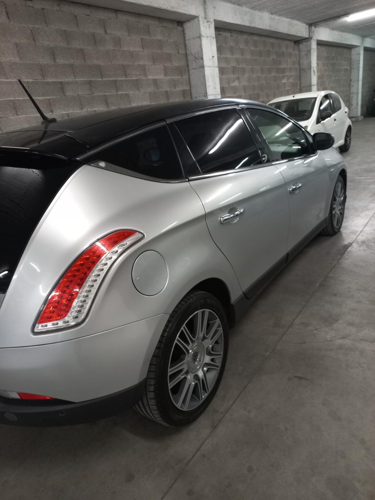 Lancia Delta 2.0 MJT DPF Platinum