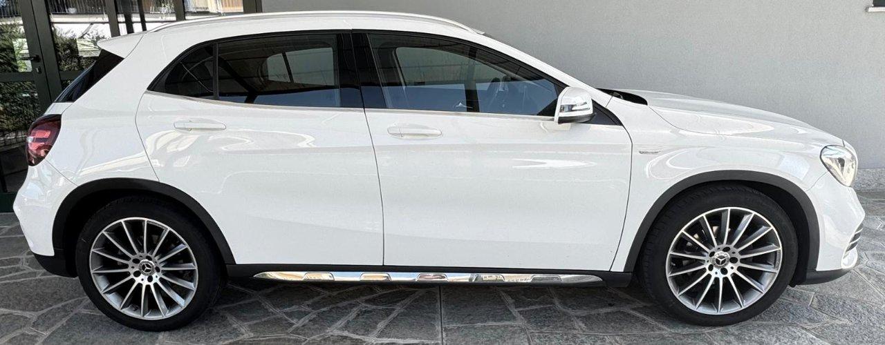 Mercedes GLA 200 Premium