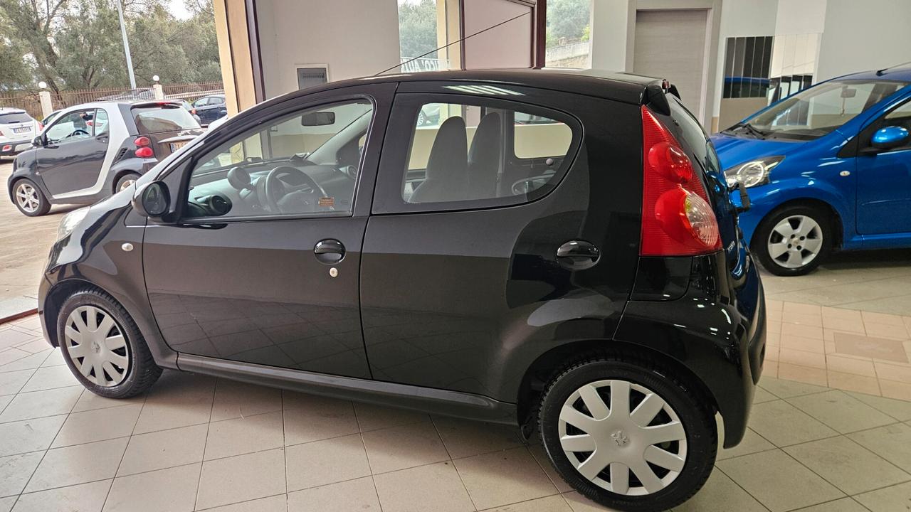 Peugeot 107 1.0 68CV 5p. Urban Move
