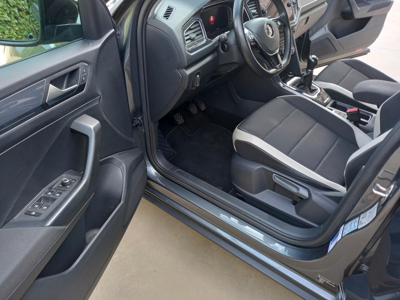 Volkswagen T-Roc 1.6 TDI SCR Advanced BlueMotion Technology