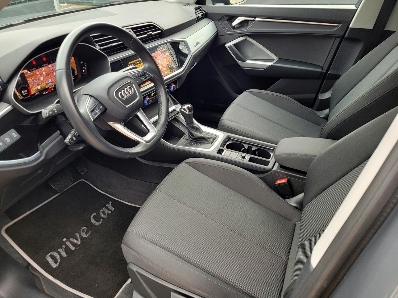 Audi Q3 35TDI S TRONIC NAVIGATORE FARI LED