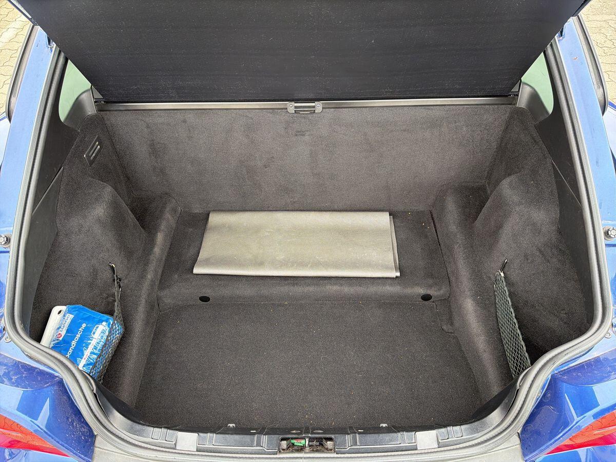 Bmw Z4 3.0si Coupé Montego Blue