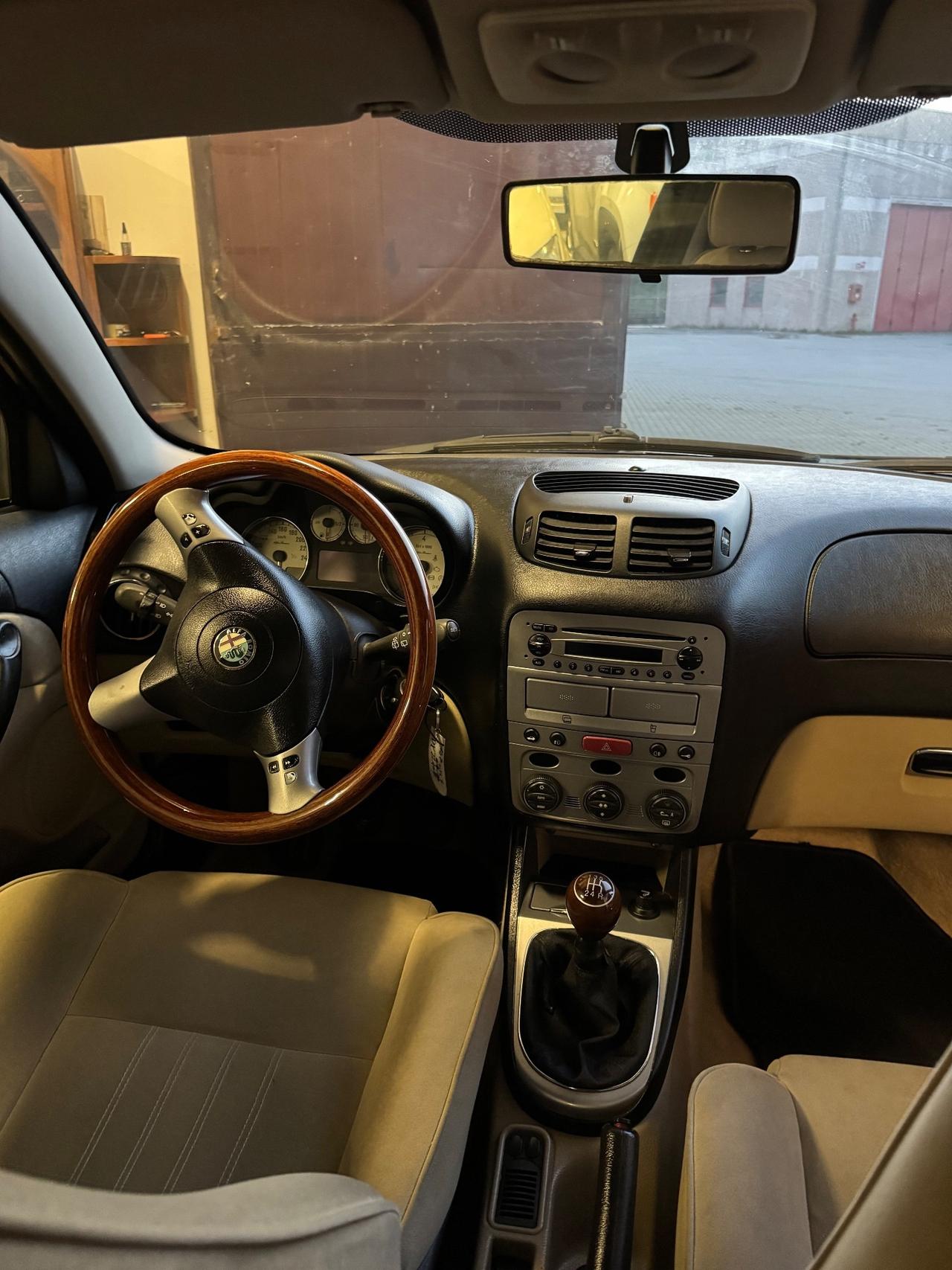 Alfa Romeo 147 1.9 JTD (120) 5 porte Progression