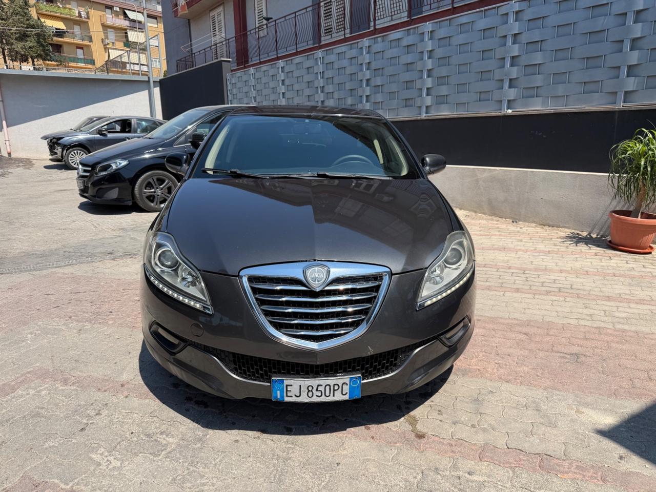 Lancia Delta 1.6 MJT DPF Gold 2011
