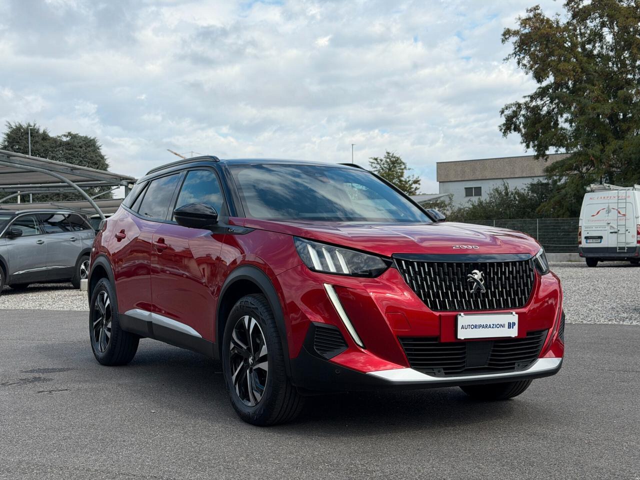 Peugeot 2008 PureTech 130 S&S EAT8 GT