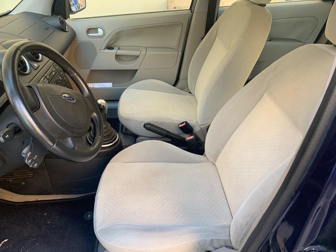 Ford Fiesta 1.4 16V 5p. Ghia 10/2002 km 60000