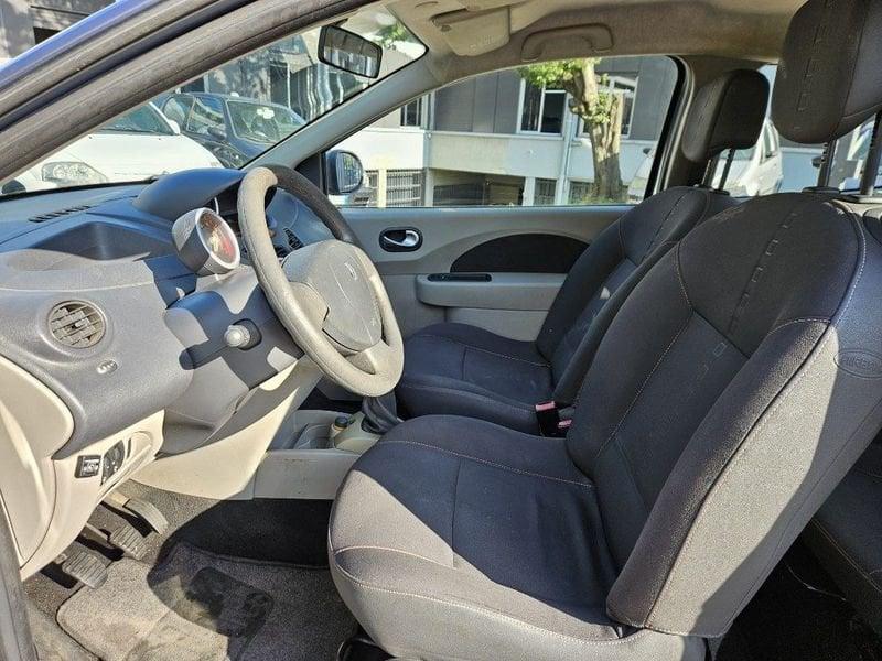 Renault Twingo 1.2 16V Confort GPL