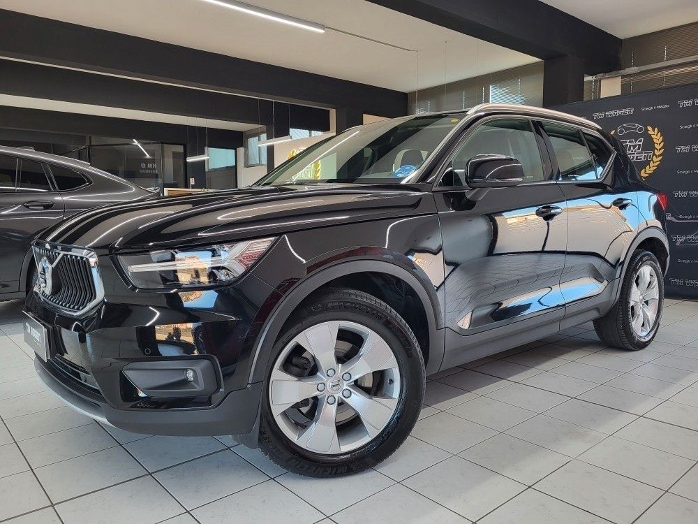 Volvo XC40 2.0 t4 190 CV Momentum - 30.000 KM