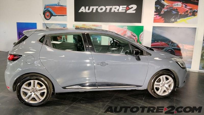 Renault Clio Clio 0.9 tce Moschino Zen Gpl 90cv