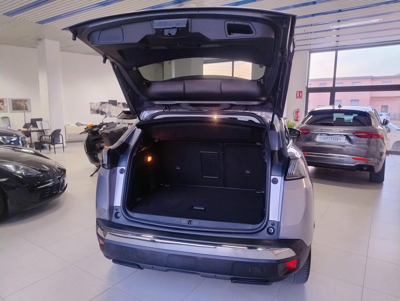 Peugeot 3008 BlueHDi 130 S&S EAT8 Allure