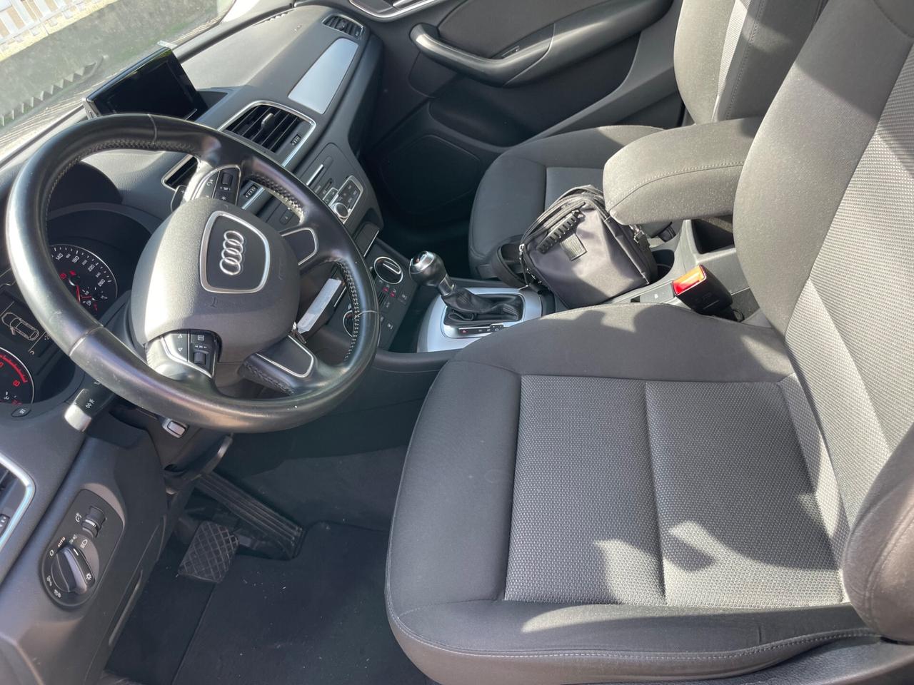 Audi Q3 2.0 TDI 150 CV S tronic Business