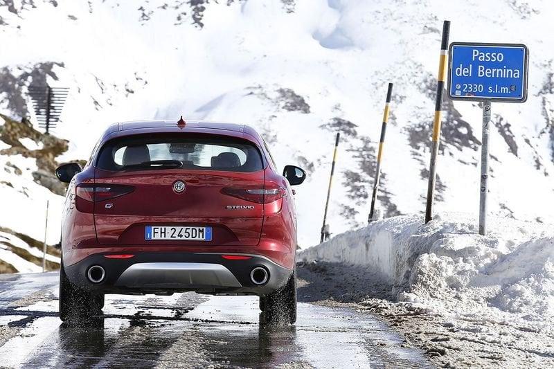 Alfa Romeo Stelvio 2017 2.2 t Business Q4 210cv auto my19