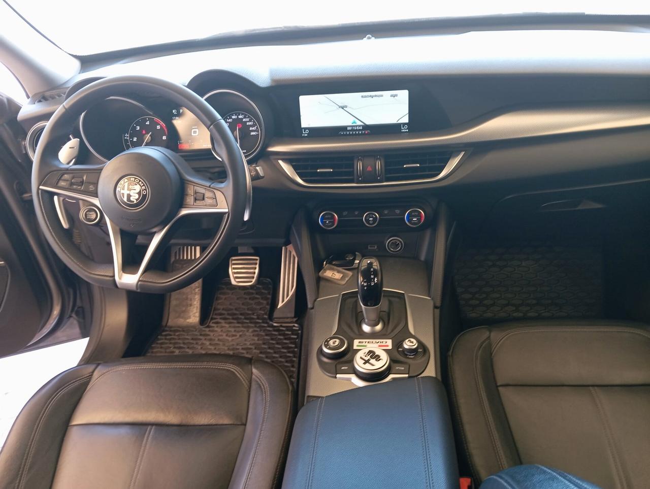 Alfa Romeo Stelvio 2.2 Turbodiesel 210 CV AT8 Q4 Veloce