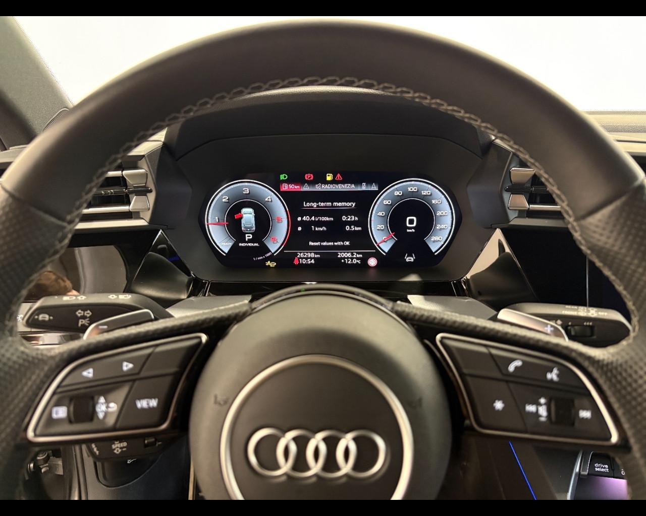 AUDI A3 SPORTBACK 2.0 TDI S-TRONIC S-LINE EDITION