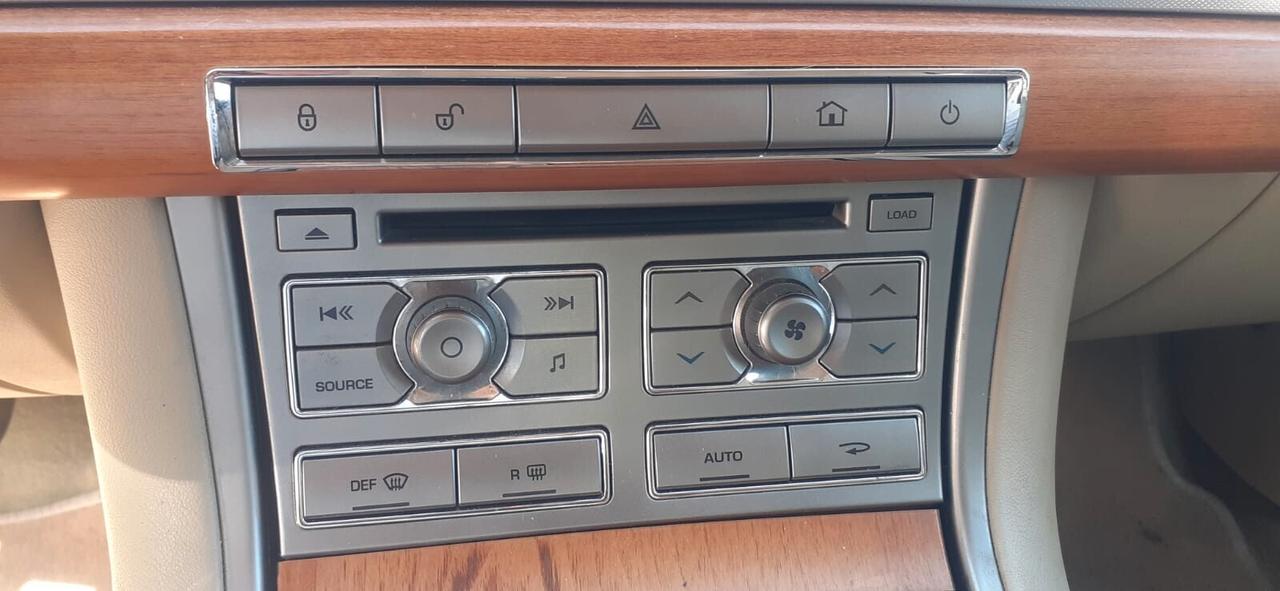 Jaguar XF 2010 - 3.0 D V6 LB AUTOMOBILI