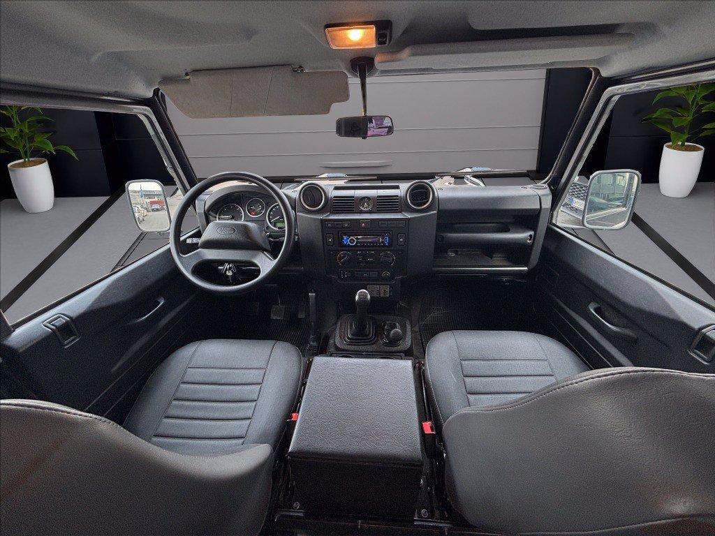 LAND ROVER Defender 90 2.2 td SW del 2015