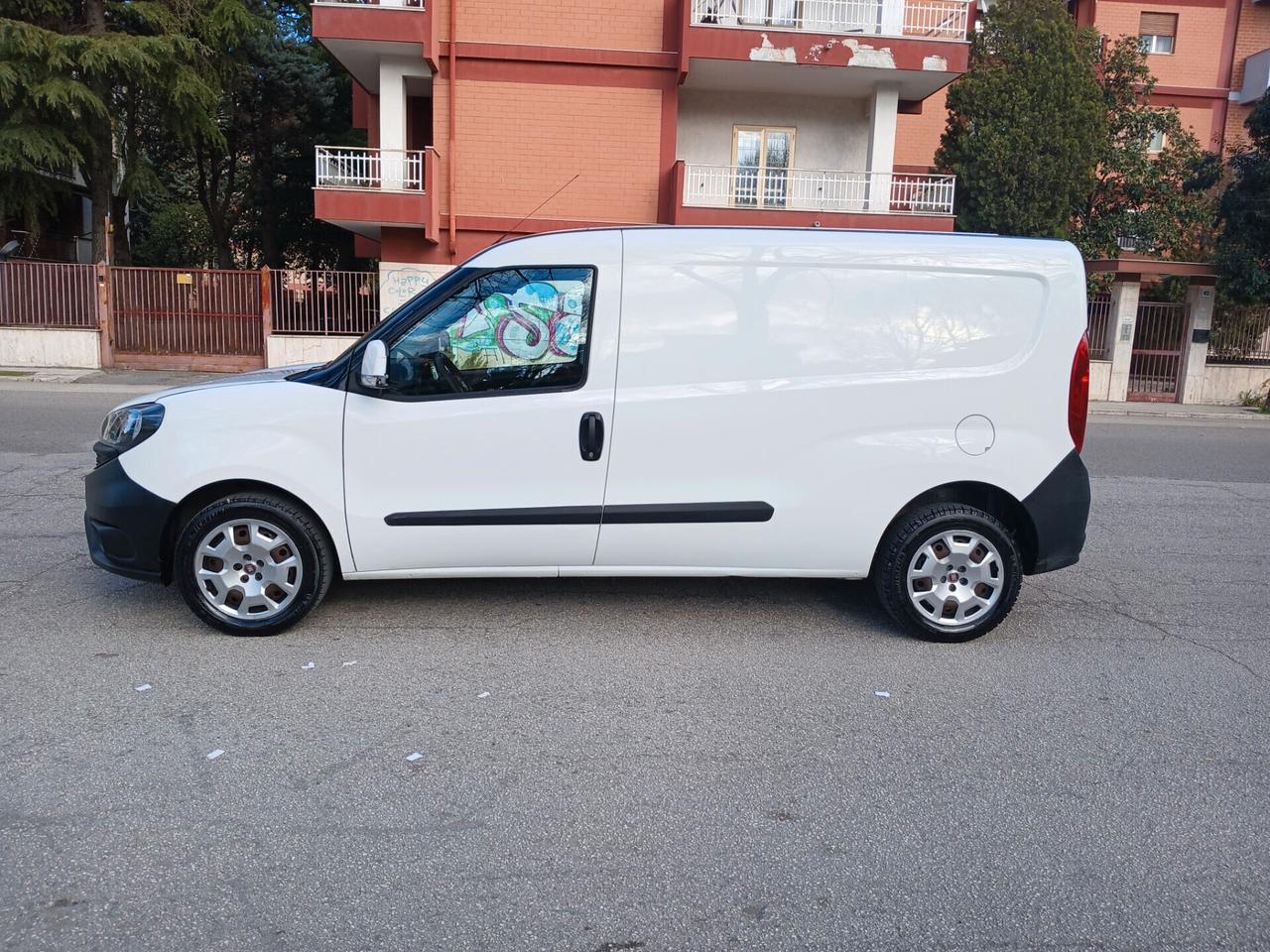 Fiat Doblo Doblò 1.4 T-Jet Natural Power Maxi 3posti