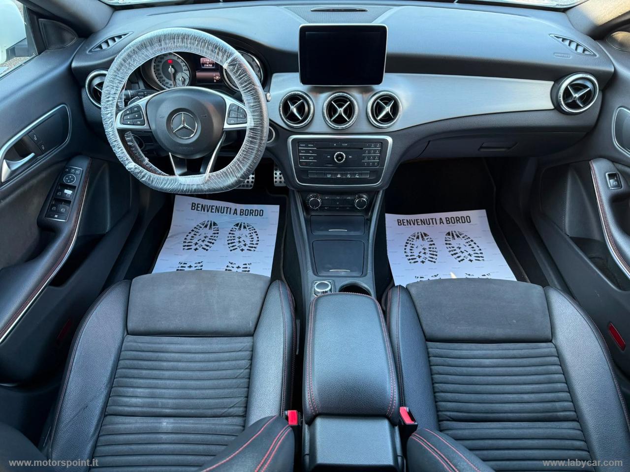 MERCEDES-BENZ CLA 200 d Automatic Premium Dark Night PER OPERATORI DEL SETTORE