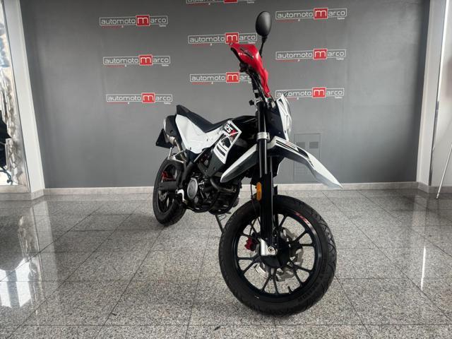 KSR MOTO TR 125 SM 125CC
