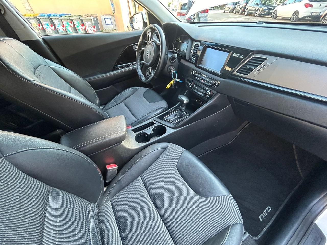 Kia Niro 1.6 GDi DCT HEV Style