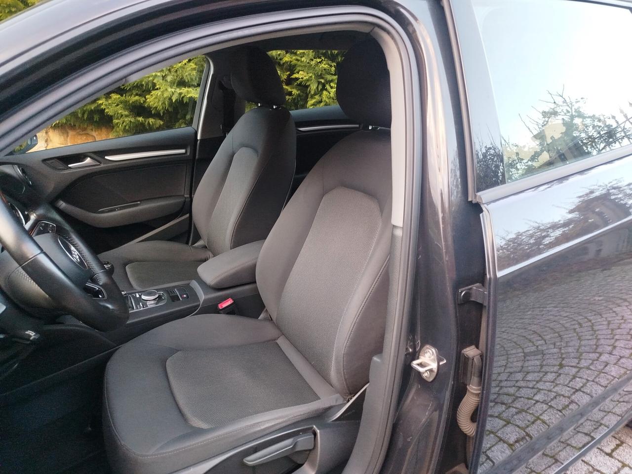Audi A3 Sedan 1.6 TDI 116 CV Sport