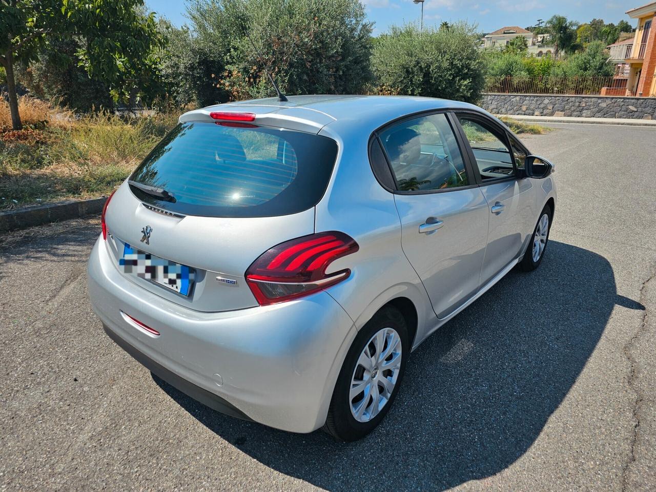 Peugeot 208 BlueHDi 75 S&S 5 porte Active