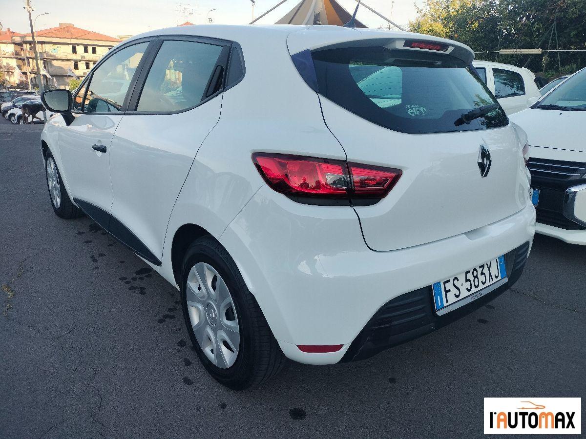 RENAULT - Clio - 1.5 DCI 75 CV Autocarro 2 posti
