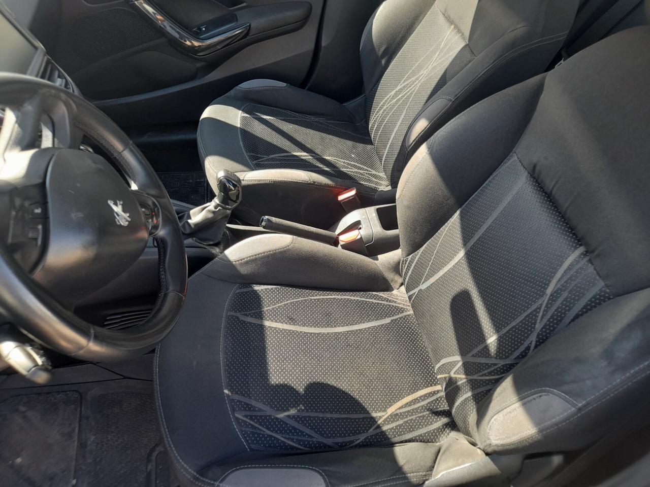Peugeot 208 1.2 VTi 82 CV 5 porte Access