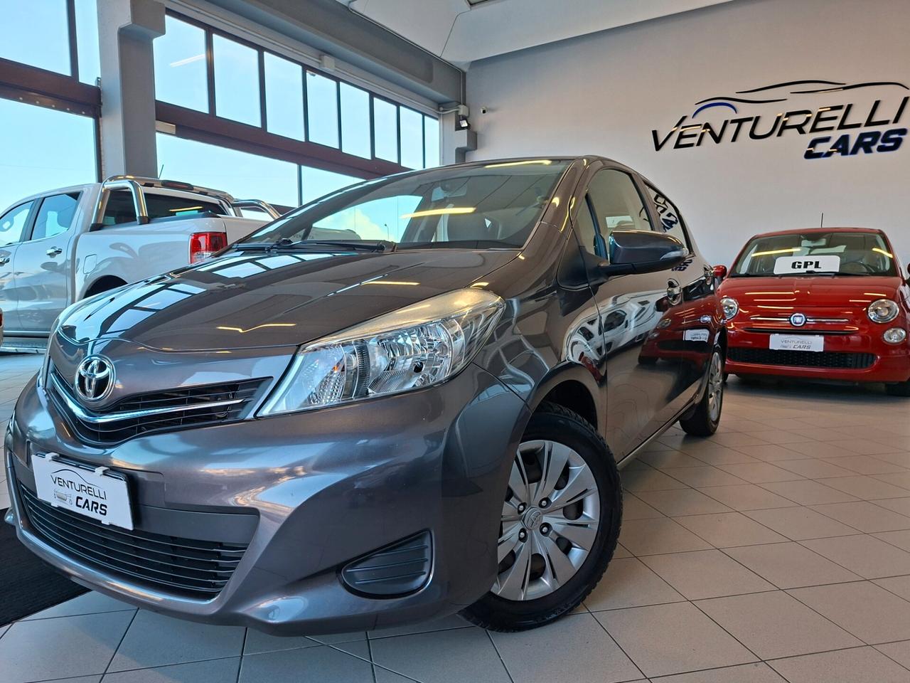 Toyota Yaris 1.0 5 porte Active