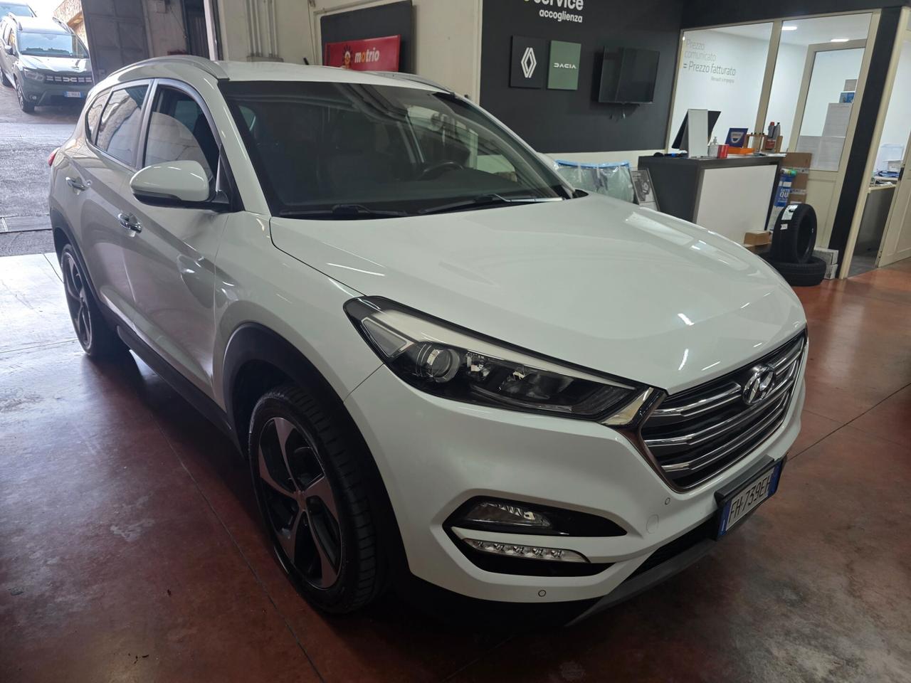 Hyundai Tucson 1.7 CRDi XPossible 115.000 km