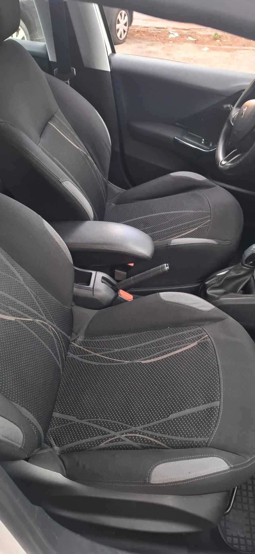 Peugeot 208 1.4 HDi 68 CV 5 porte Active