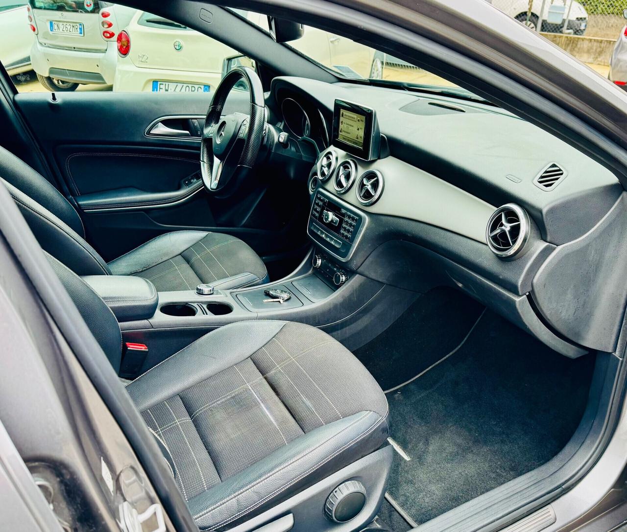 Mercedes-benz GLA 220 CDI Automatic Premium