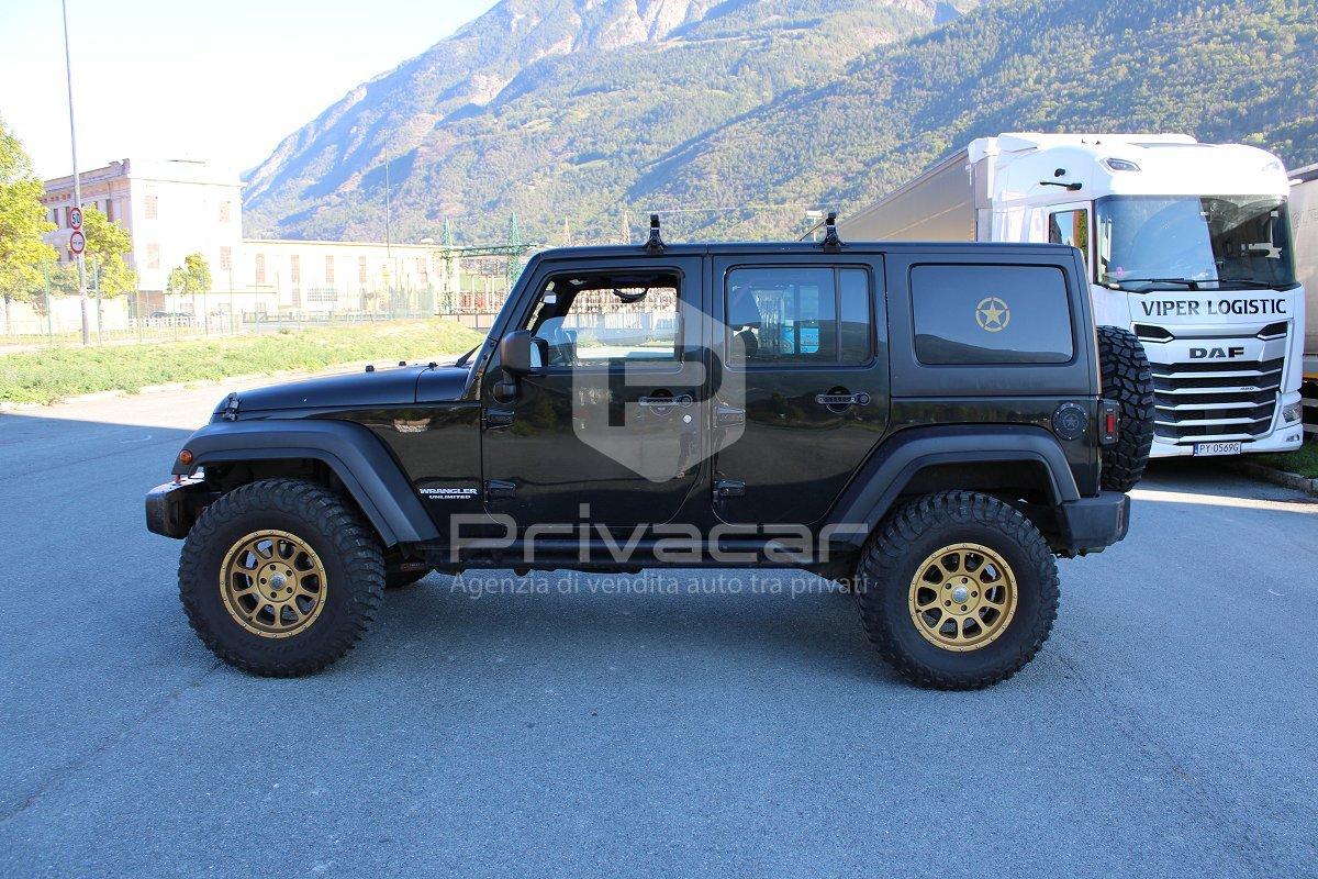 JEEP Wrangler Unlimited 2.8 CRD DPF Sahara Auto