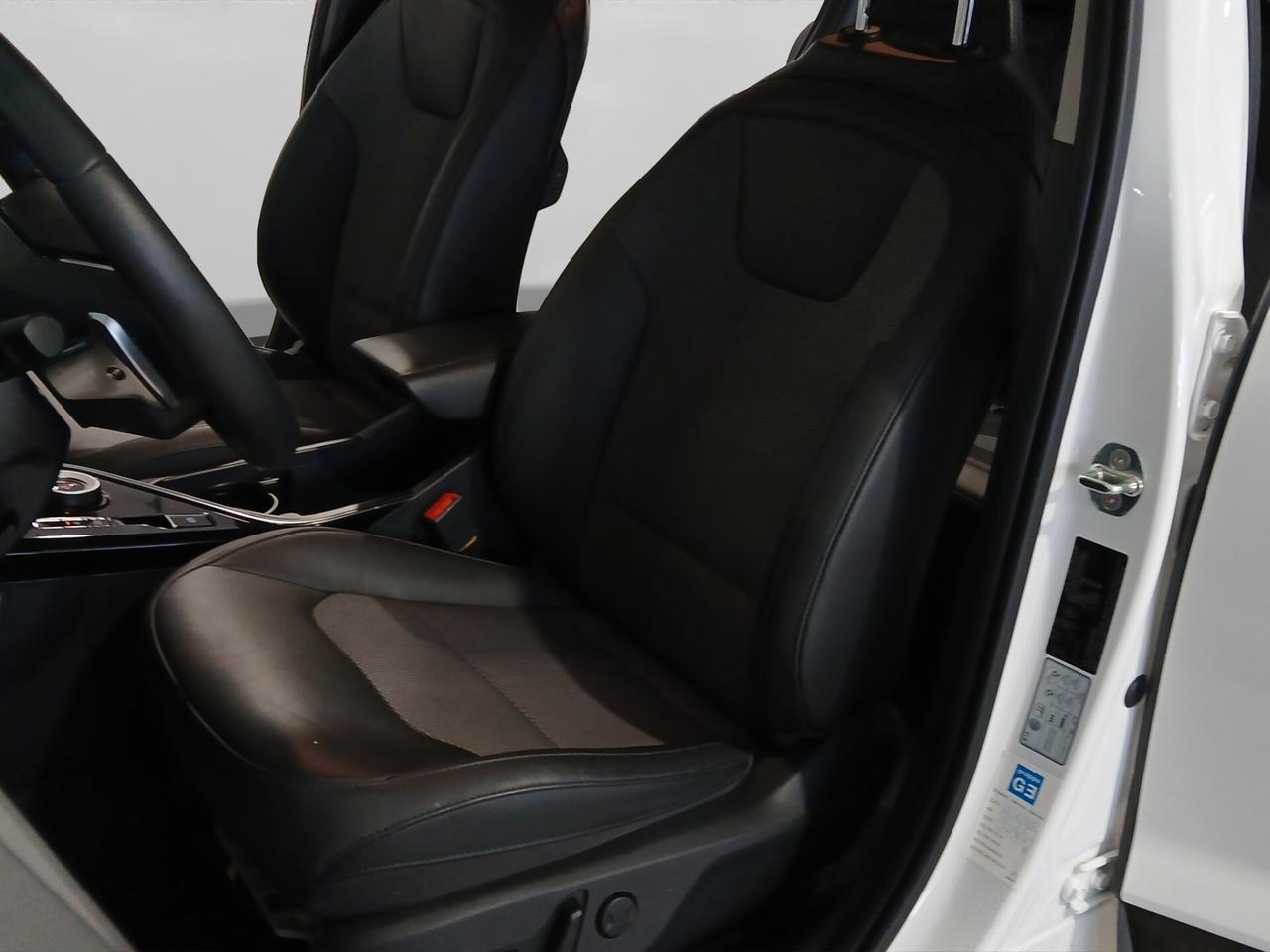 Kia Niro 1.6 GDi DCT HEV Evolution 141CV