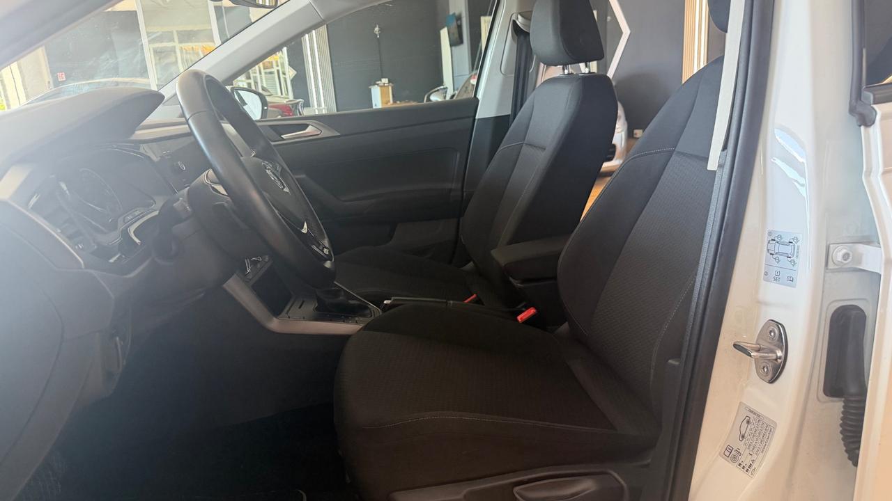 Volkswagen Polo 1.6 busines auto