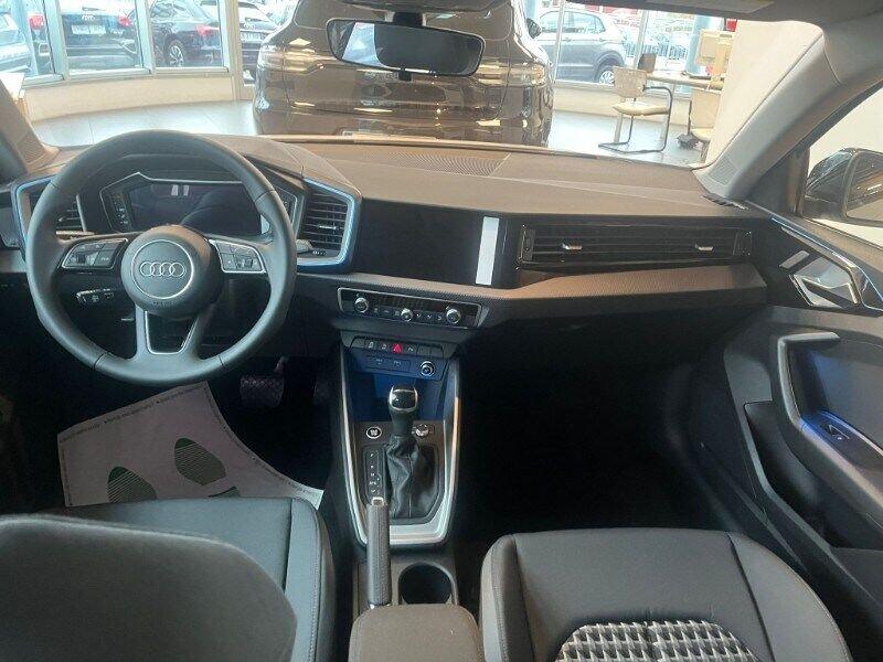 Audi A1 A1 allstreet 30 TFSI S tronic Identity Contrast