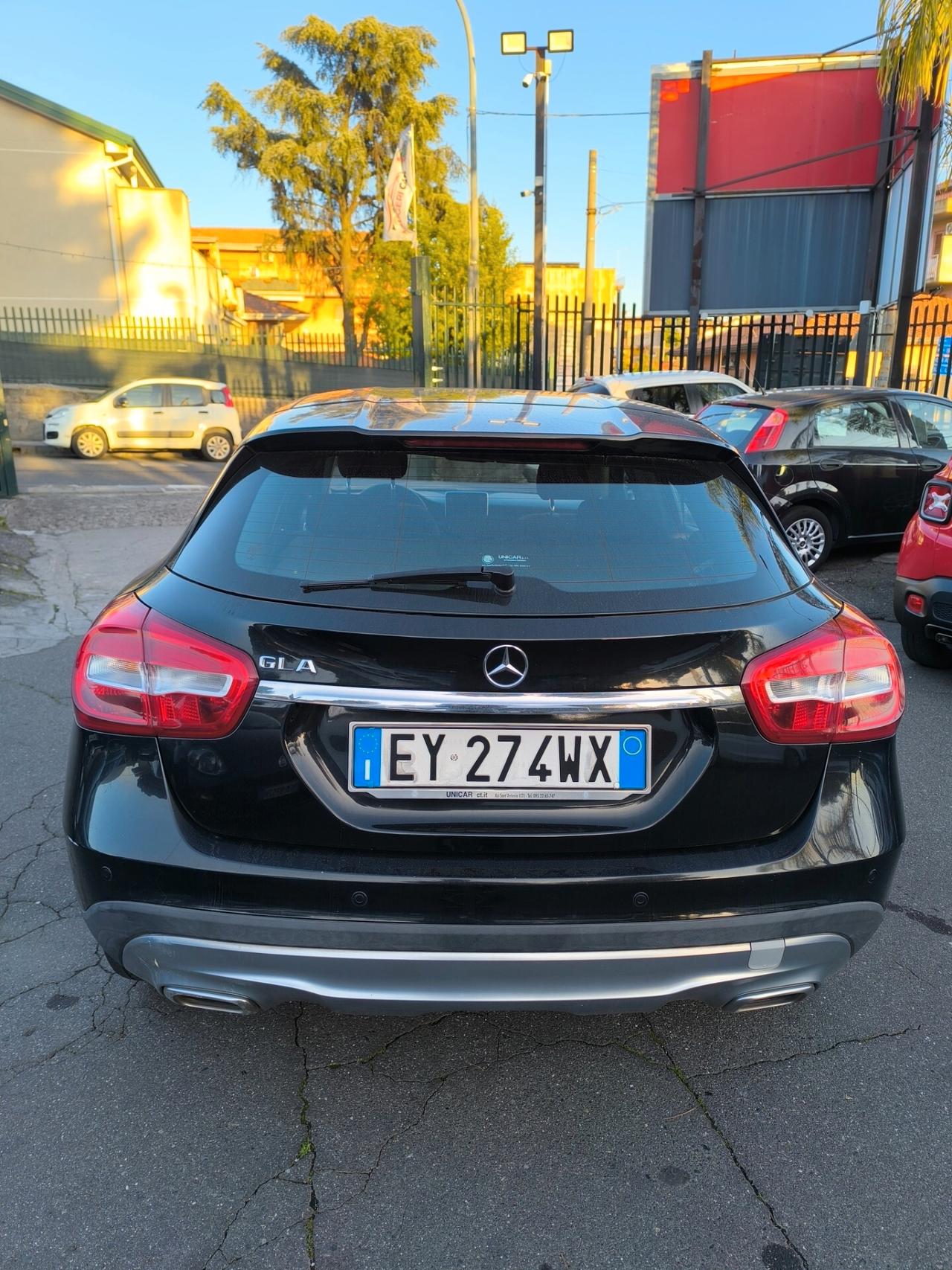 Mercedes-benz GLA 180 GLA 180 CDI Automatic Premium