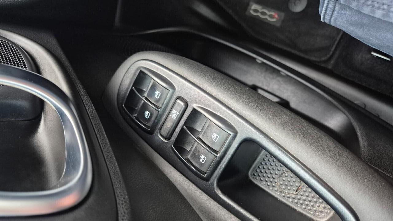 Fiat 500L 1.3 Mtj 95CV Cross-2022-GARANZIA 3 ANNI