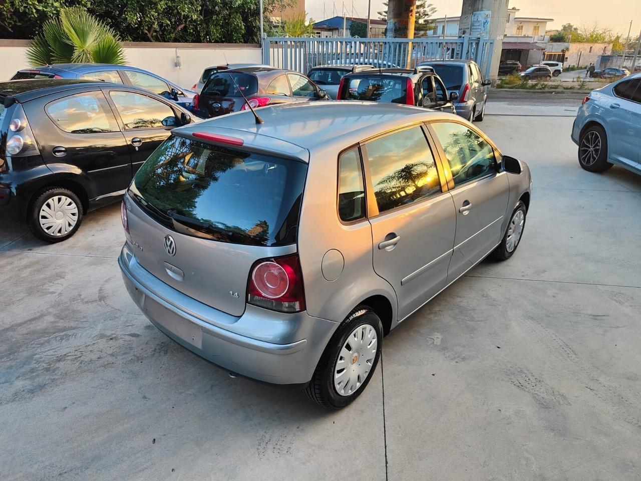 Volkswagen Polo 1.4benz. 80CV 5p. 130.000km