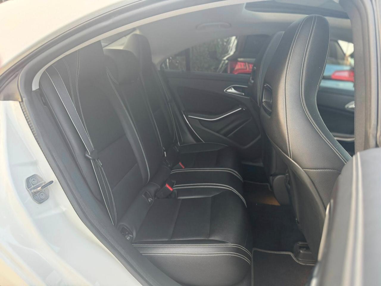 Mercedes-benz CLA 200 d Automatic Premium