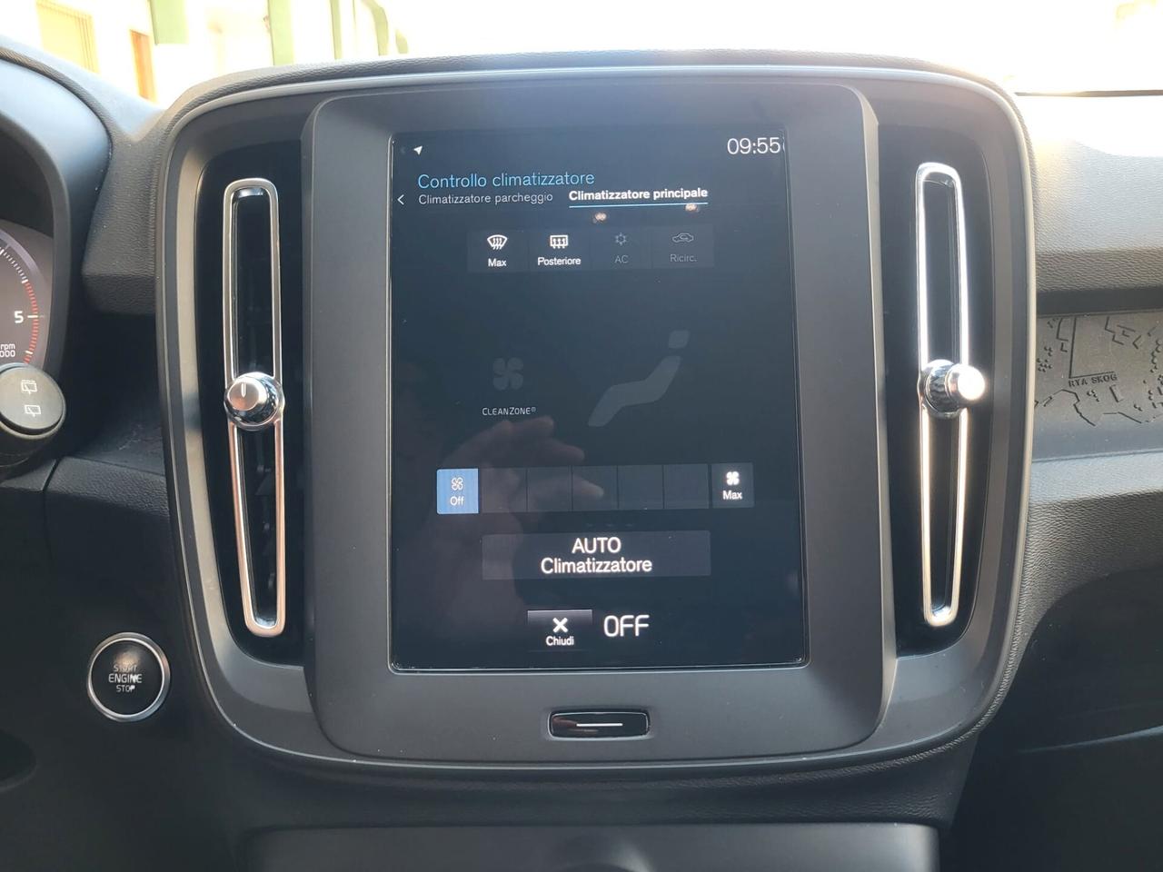 Volvo XC40 D3 Geartronic Business+Cerchi Black+Retrocamera+Fari Led..