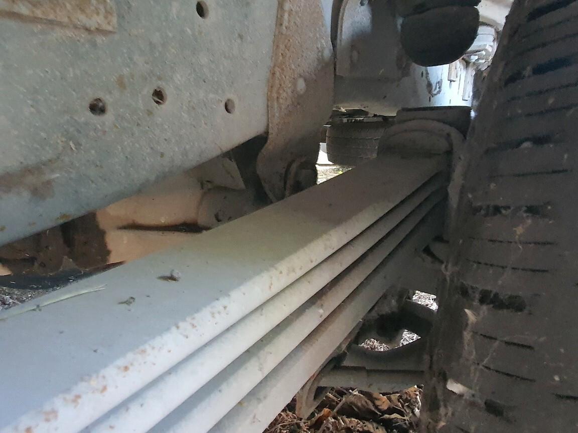 MERCEDES T2 709 D BUS 35 Posti