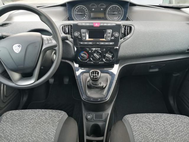 LANCIA Ypsilon 1.0 FireFly 5 porte S&S Hybrid Silver Plus